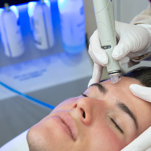 Galeries Lafayette Champs-Elysées: Hydrafacial pop-up takes care